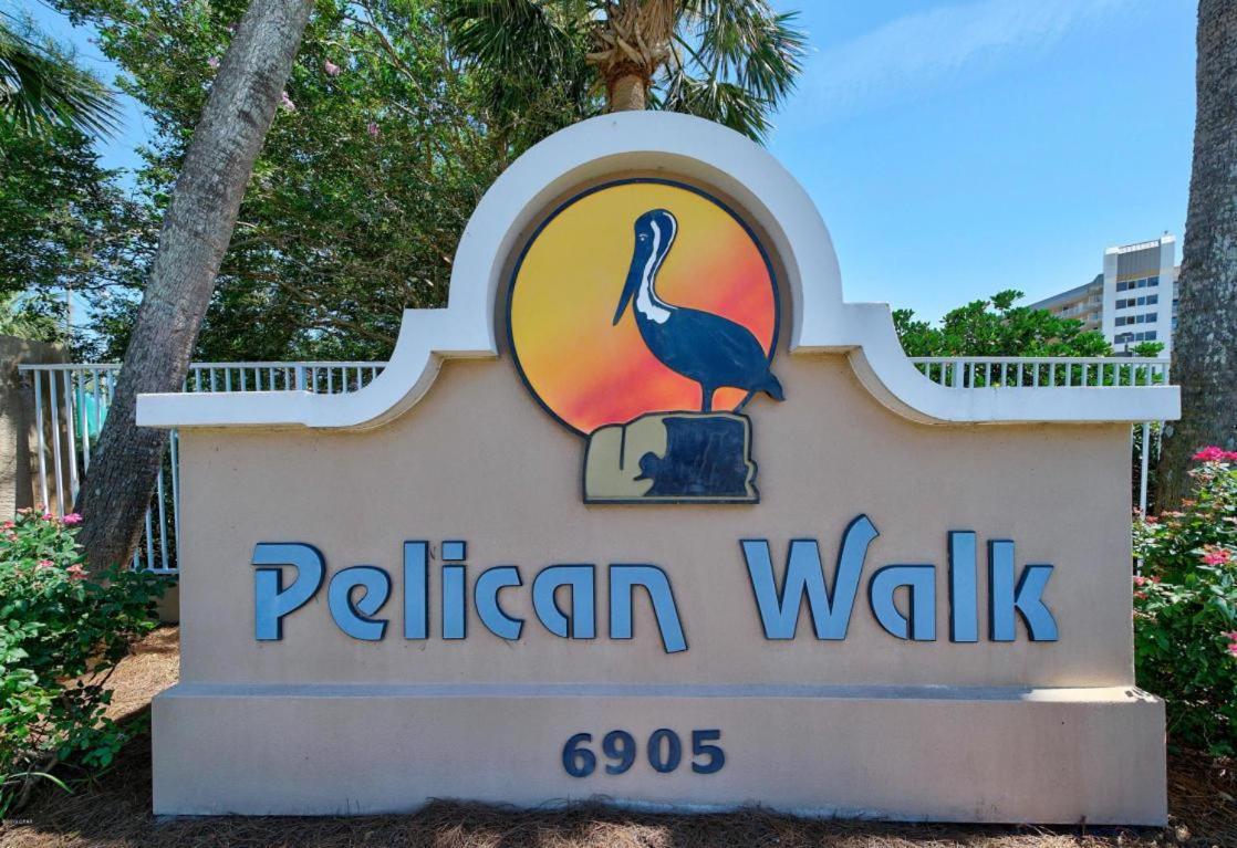 Pelican Walk 911